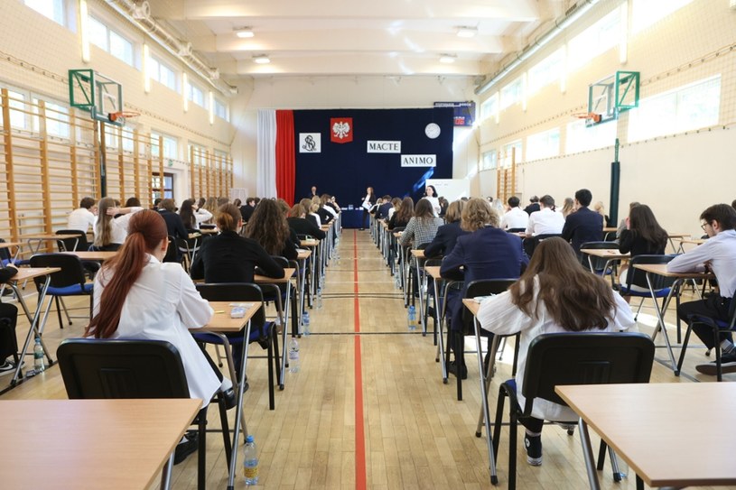 Matura 2023 z języka polskiego na poziomie rozszerzony już dziś. Co trzeba wiedzieć przed przystąpieniem do egzaminu? /Tomasz Jastrzebowski/REPORTER /East News