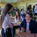 Matura z fizyki na poziomie rozszerzonym. Sprawdź arkusz CKE z rozwiązaniami