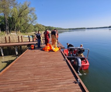 Maturzyści przyjechali na Mazury. Akcja poszukiwawcza na jeziorze Juksty