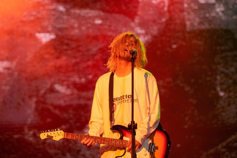 Maurycy Popiel jako Kurt Cobain /M. Zawada /Polsat