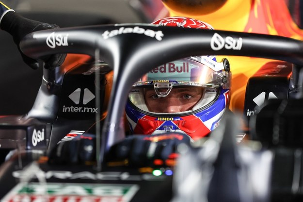 Max Verstappen w bolidzie /	ALI HAIDER /PAP/EPA