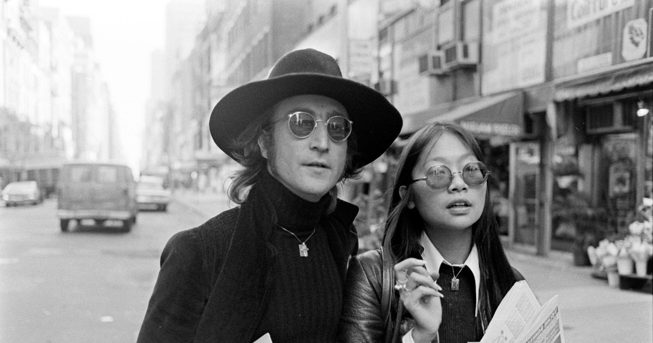 May Pang z Johnem Lennonem /WWD / Contributor /Getty Images