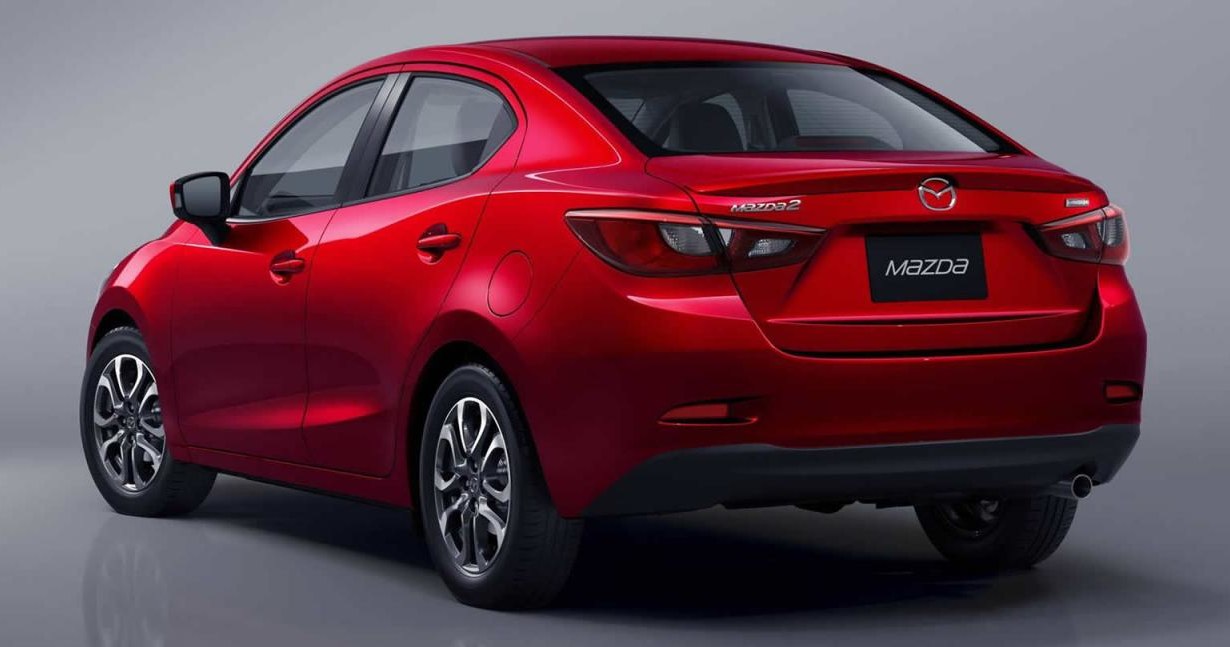 Mazda 2 sedan /Informacja prasowa