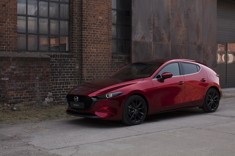 Mazda 3 po zmianach - model roku 2024 /Informacja prasowa