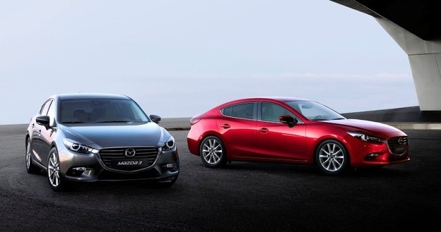 Mazda 3 /Mazda