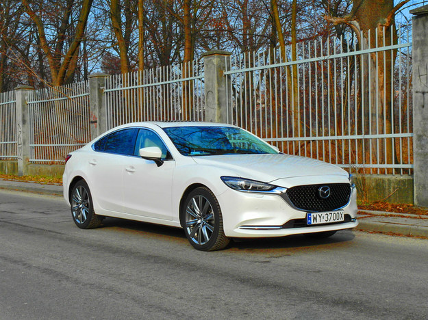 Nowa Mazda 6 będzie miała 6 cylindrów i napęd na tył