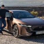 Mazda 6e jeździ tak dobrze, jak wygląda. Ale 47 minut przy ładowarce to za dużo