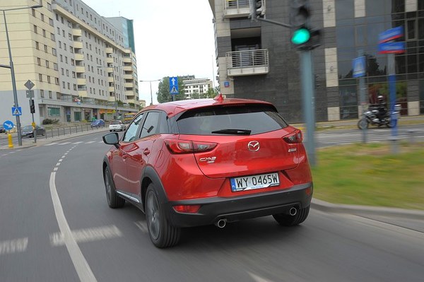 Mazda CX3 (2015) zdj.5 magazynauto.interia.pl
