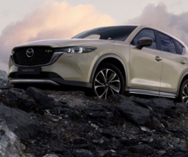 Mazda CX-5 na rok 2022 przeszła modernizację