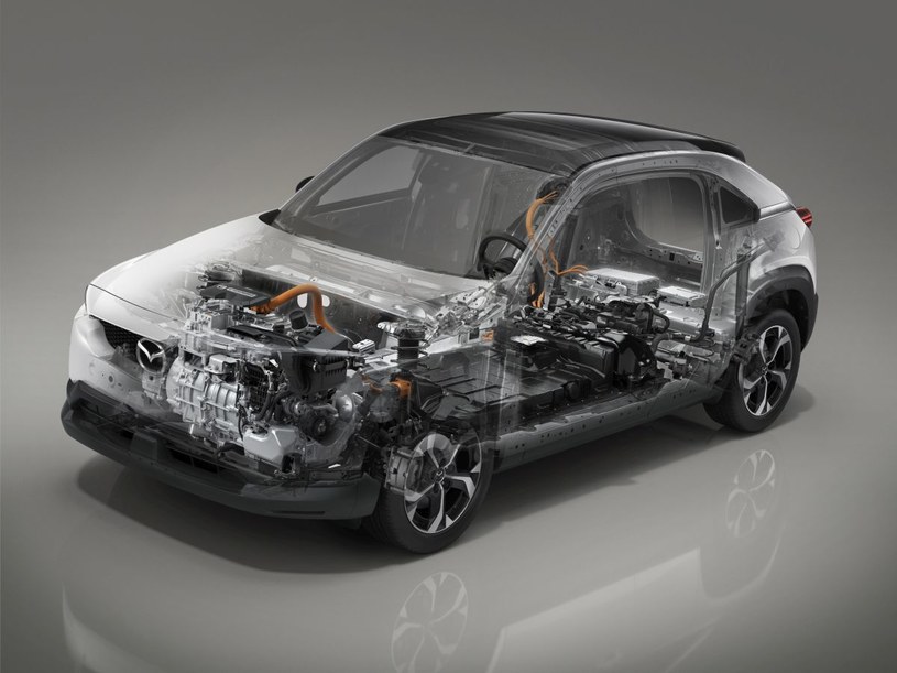 Mazda MX-30 e-Skyactiv R-EV z silnikiem Wankla /Informacja prasowa