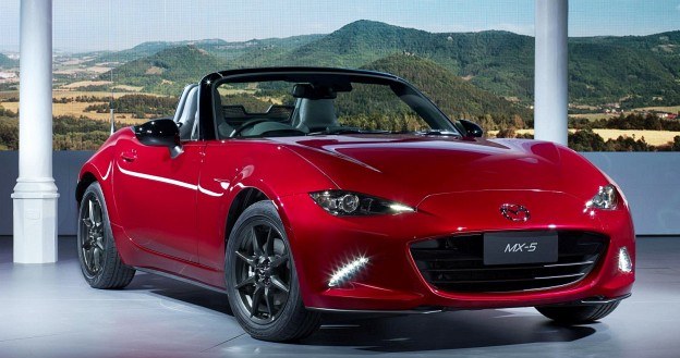 Mazda MX-5 ND (2015) /Mazda