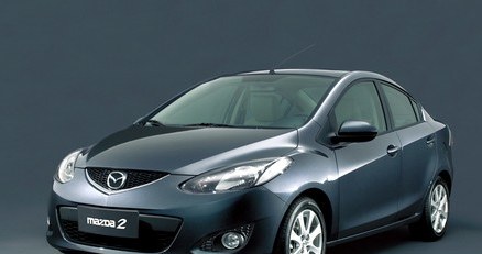 Mazda2 sedan / Kliknij /INTERIA.PL