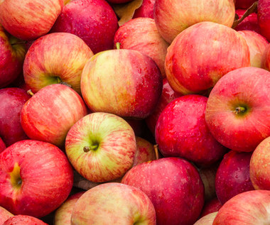 Mazowieckie: Ceny żywności w marcu wyższe niż rok temu; jabłek o 74 proc.