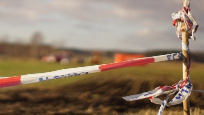 Mazowieckie: Eksplozja niewybuchu. Nie żyje dwóch mężczyzn