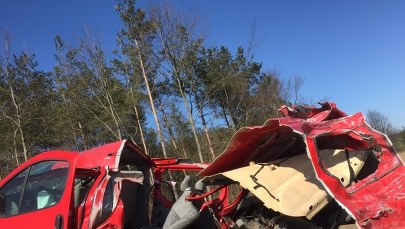 Mazowieckie: Tragiczny wypadek z udziałem busa, zginęło pięć osób