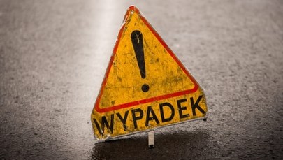 Mazowsze: Wypadek busa. Nie żyje jedna osoba, 7 rannych