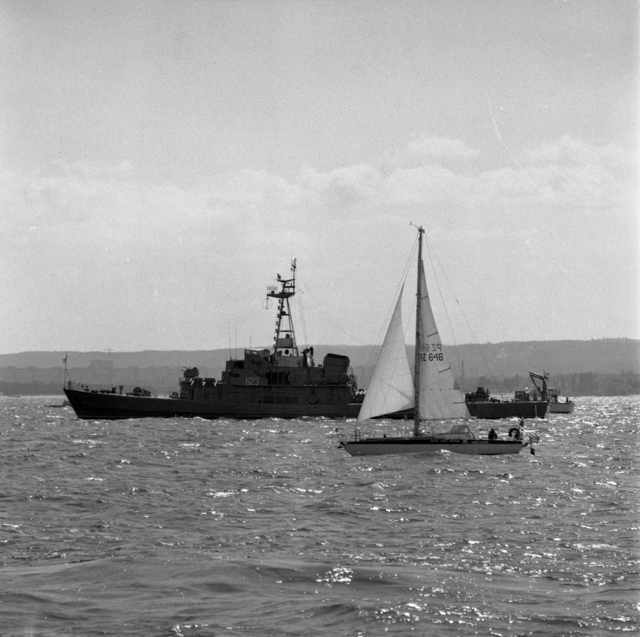 "Mazurek" po rejsie wraca do Polski /Stefan Kraszewski    /PAP