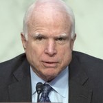 McCain przestrzega Trumpa przed "resetem" z Rosją