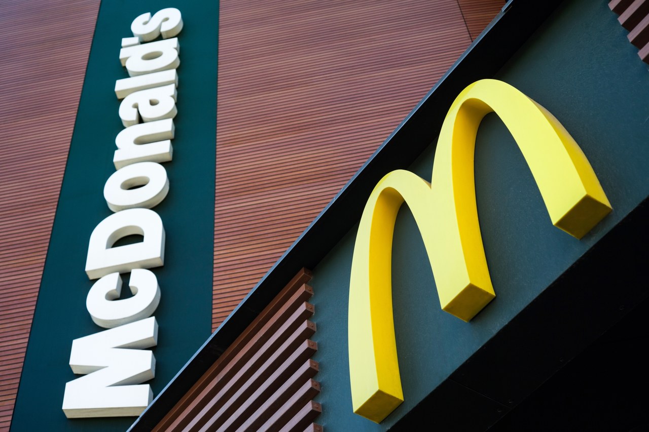 McDonald's zamyka restauracje w Rosji. Część działalności zawiesza też General Electric