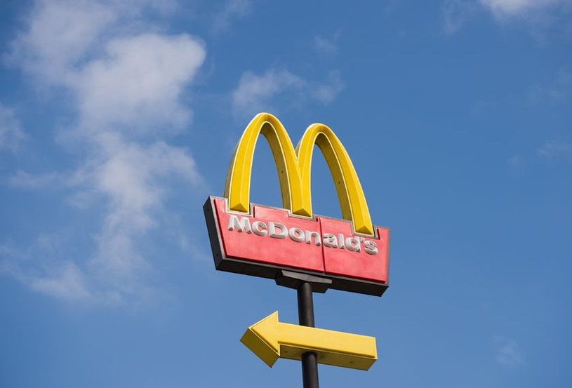 McDonald's zatrudni w tym roku ponad tysiąc pracowników /123RF/PICSEL