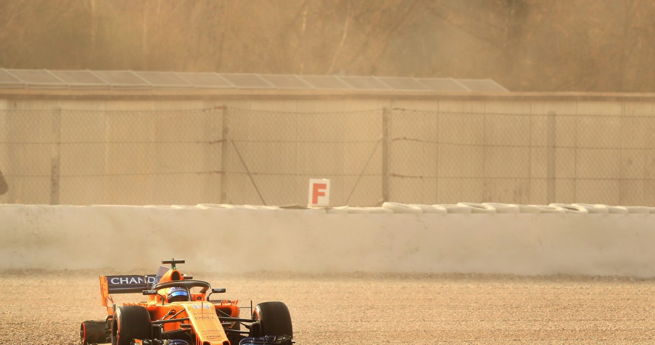 McLaren znalazł się w poważnym zagrożeniu /Getty Images