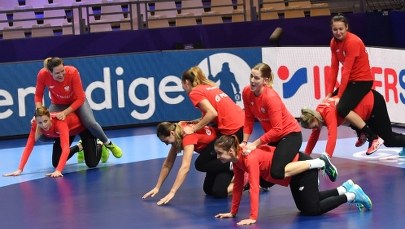 ME piłkarek ręcznych: Mecz ostatniej szansy ze Szwecją 