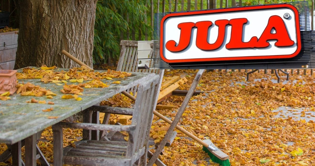 Meble ogrodowe nie przetrwają jesieni bez tego jednego triku /Jula /INTERIA.PL