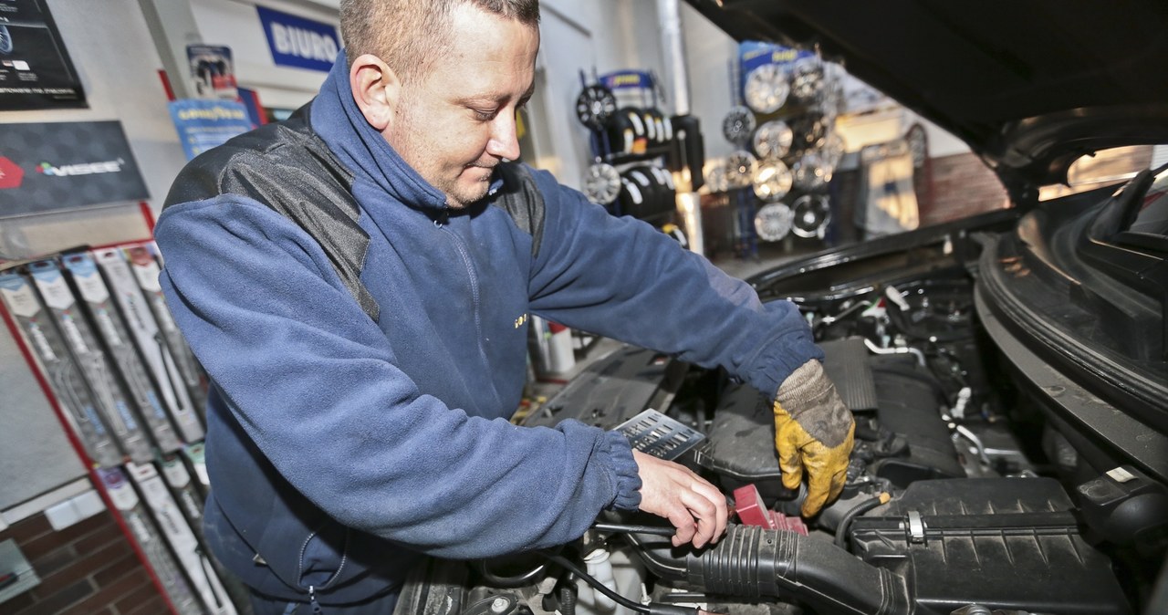 Mechanicy wiedzą najlepiej, jakie auta się psują, a jakie nie /Piotr Jędzura /Reporter