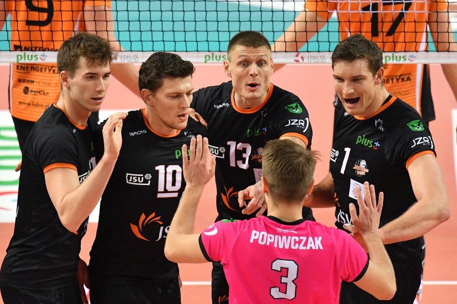 Mecz Jastrzębskiego węgla został przełożony z obawy przez koronawirusem /Sebastian Borowski /PAP