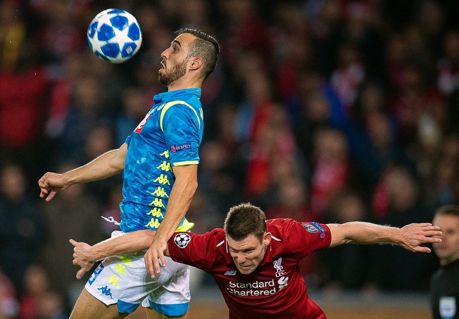 Mecz Liverpool - Napoli przyniósł wielkie emocje /PETER POWELL   /PAP/EPA