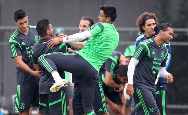 Mecz Meksyk - Kamerun: Pojedynek farciarzy