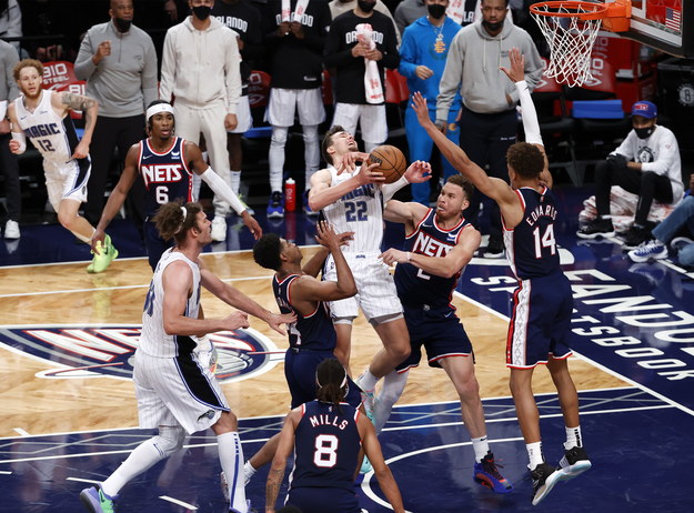 Mecz NBA Brooklyn Nets - Orlando Magic /JASON SZENES    /PAP/EPA