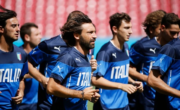 Mecz Włochy - Kostaryka: Zwycięzca praktycznie pewny awansu