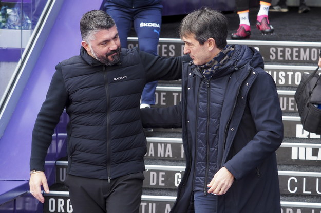 Mecz z Realem Valladolid 29 stycznia był dla Gennaro Gattuso (z lewej) ostatnim na ławce trenerskiej Valencia CF /R. GARCIA /PAP/EPA