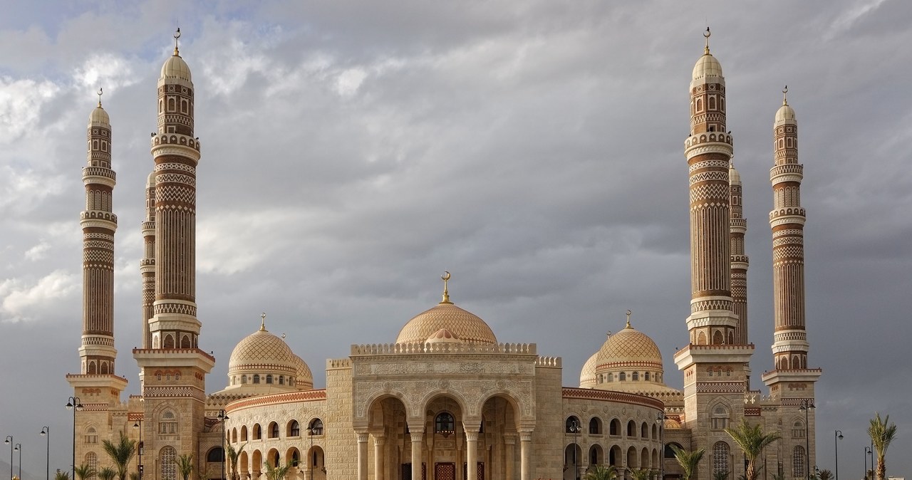 Meczet w stolicy Jemenu /123/RF PICSEL