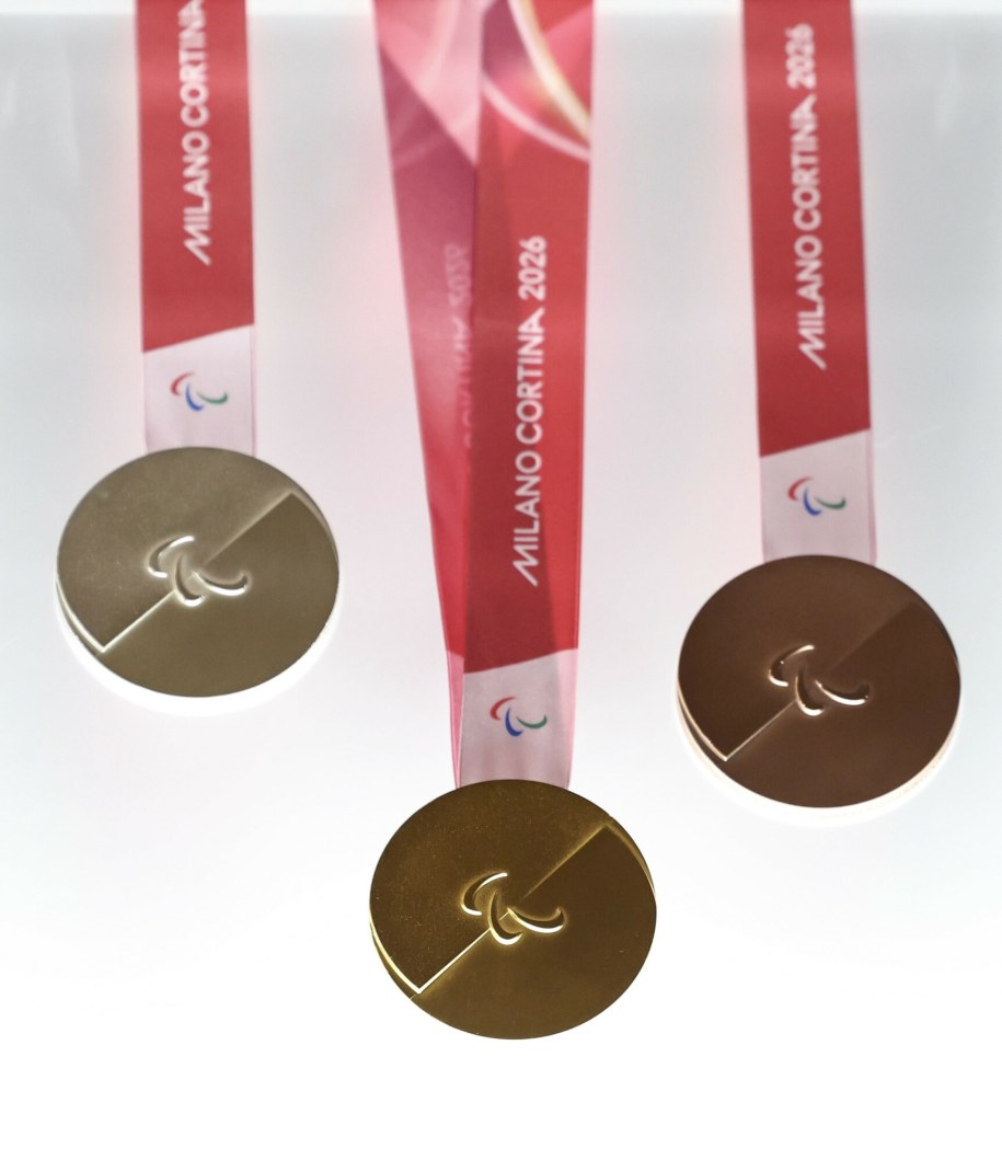 Medale na przyszłoroczne igrzyska paralimpijskie we Włoszech /Li Jing/Xinhua News /East News