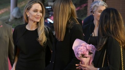 Media: Angelina Jolie przybyła do Chersonia, miasta pod rosyjskim ostrzałem