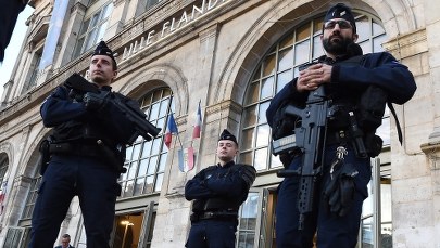 Media: Dwie grupy bojowników ISIS zmierzają do Europy. "Ich akcja jest nieuchronna"