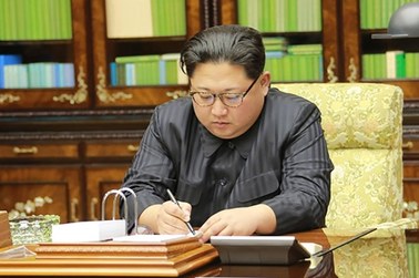 Media: Kim Dzong Un udał się w swoją pierwszą zagraniczną podróż
