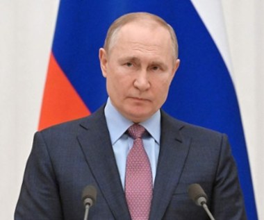 Media: Putin odpowie na limit cen surowca. Sprzedaż ropy ma być zabroniona, do krajów, które uznały limit