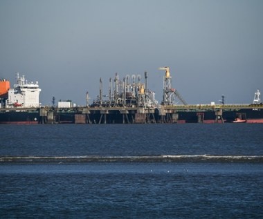 Media: Rosyjska ropa naftowa trafia do Europy jako olej napędowy z Indii