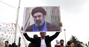 Media: Syn Alego Chameneiego nowym najwyższym przywódcą Iranu