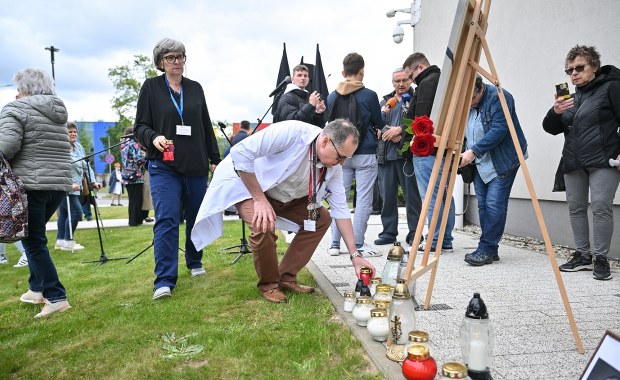 Medycy uczcili pamięć zamordowanego lekarza Tomasza Soleckiego