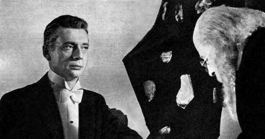 Mefistofeles (Yves Montand) i Faust (Pierre Palau) w filmie Małgorzata poznana nocą, 1956 r. /Encyklopedia Internautica