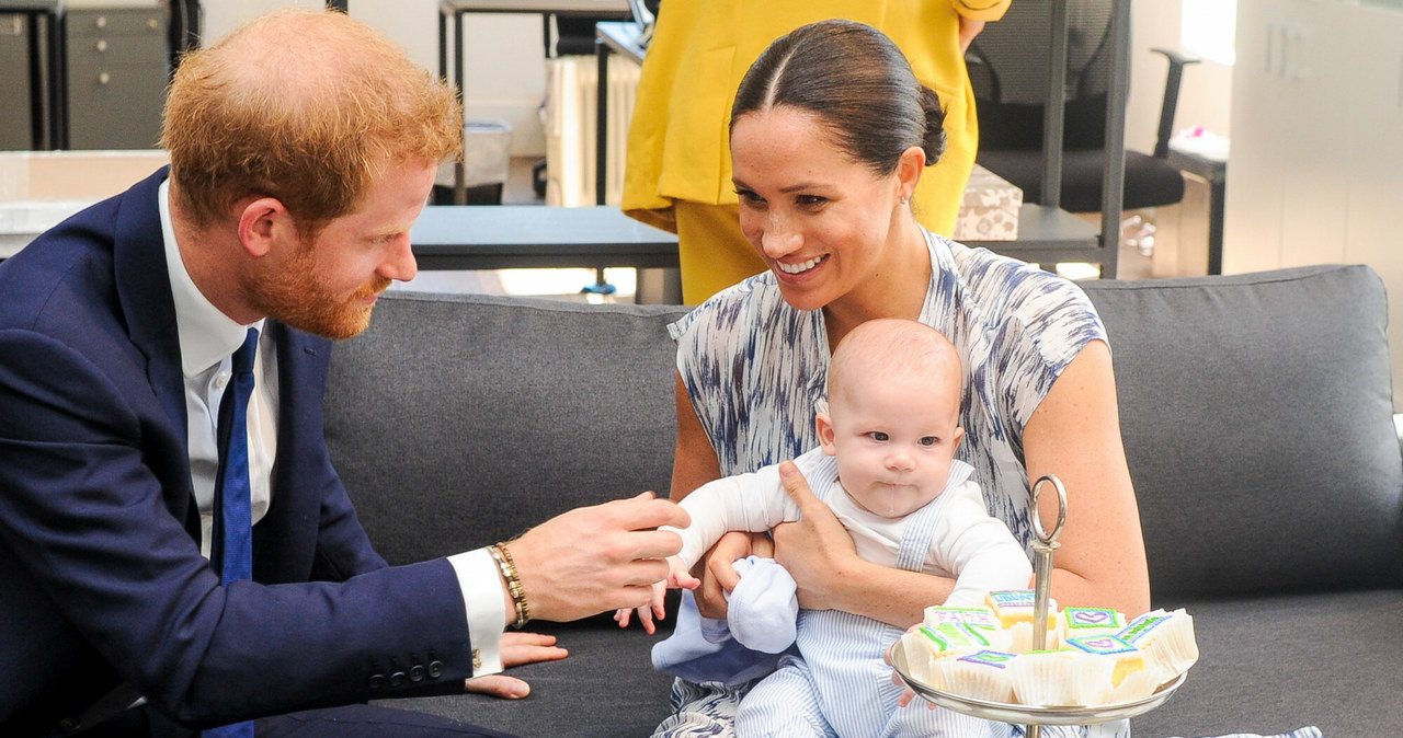 Meghan i Harry chcą dbać o dobre imię swoich dzieci, dlatego nie chcieli, aby ich synek nosił tytuł, który mógłby go obrażać /SplashNews.com /East News