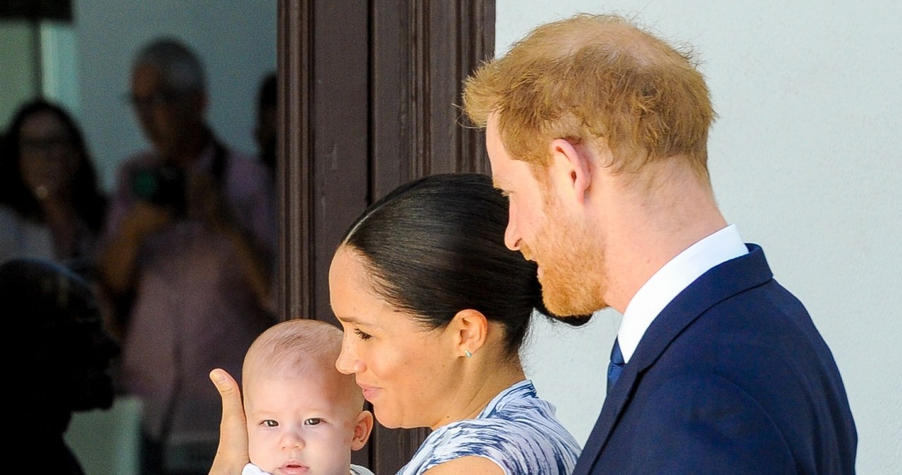 Meghan i Harry z Archiem w Afryce /Splash News /East News