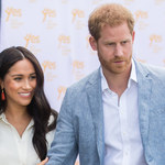 Meghan Markle i książę Harry pochwalili się zdjęciem z pierwszych urodzin Lilibet! Skóra zdjęta z ojca?