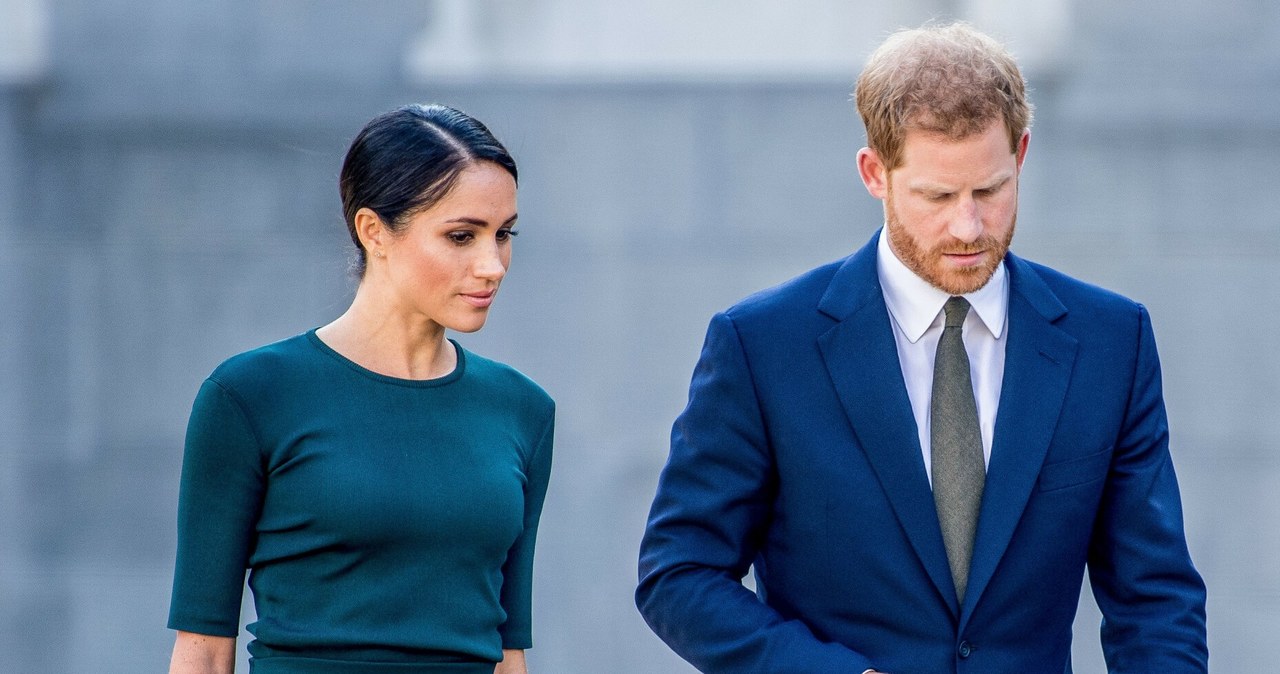 Meghan Markle i książę Harry robią wiele rzeczy wbrew tradycji. Wyjeżdżając z Wielkiej Brytanii, wzbudzili sensację /Splashnews /East News