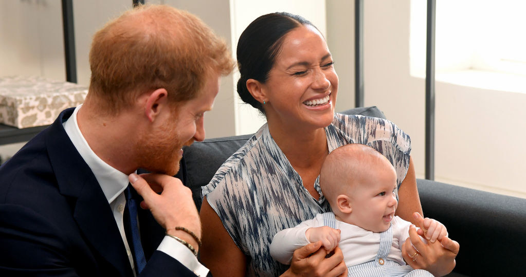 Meghan Markle i książę Harry z synem /	Toby Melville /Getty Images