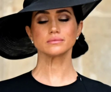 Meghan Markle zakpiła z królowej? Pałac oburzony jedną ze scen dokumentu